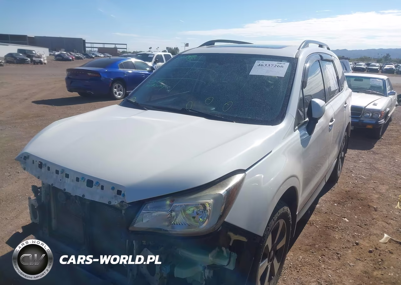 2017 Subaru Forester 2.5I Premium VIN:JF2SJAEC3HH570961 - 2