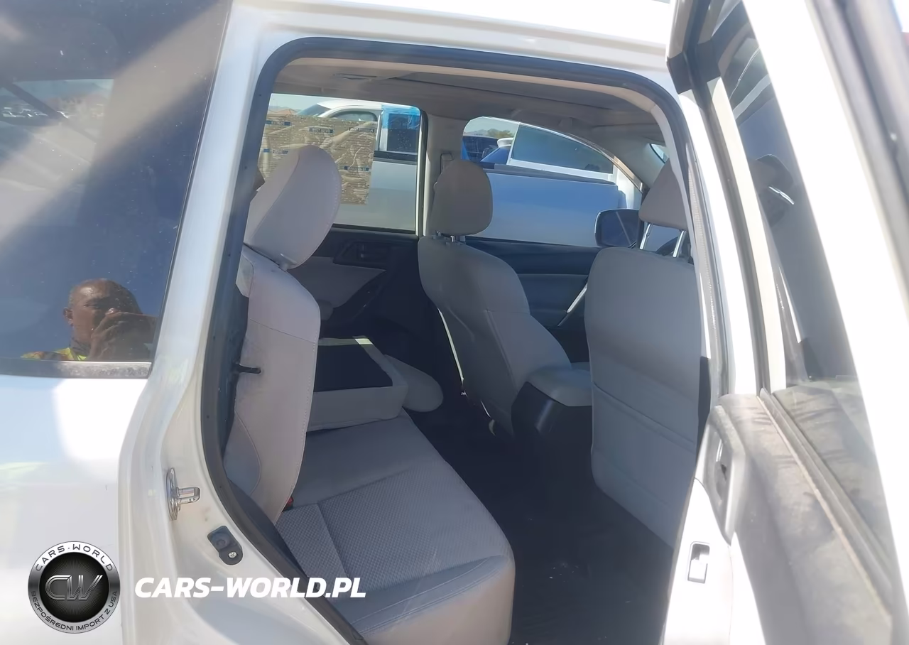 2017 Subaru Forester 2.5I Premium VIN:JF2SJAEC3HH570961 - 8
