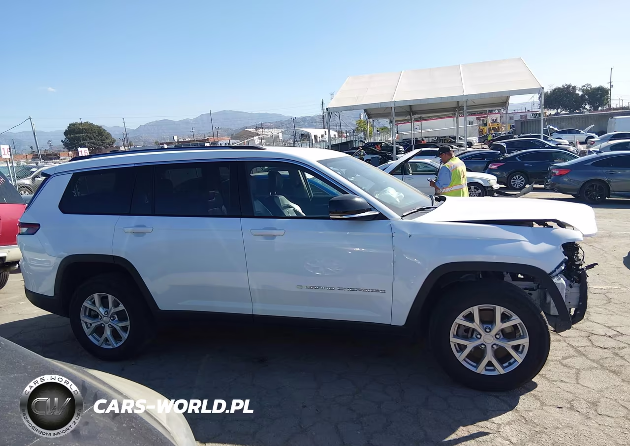 2023 Jeep Grand Cherokee L Limited VIN:1C4RJJBG4P8843845 - 13