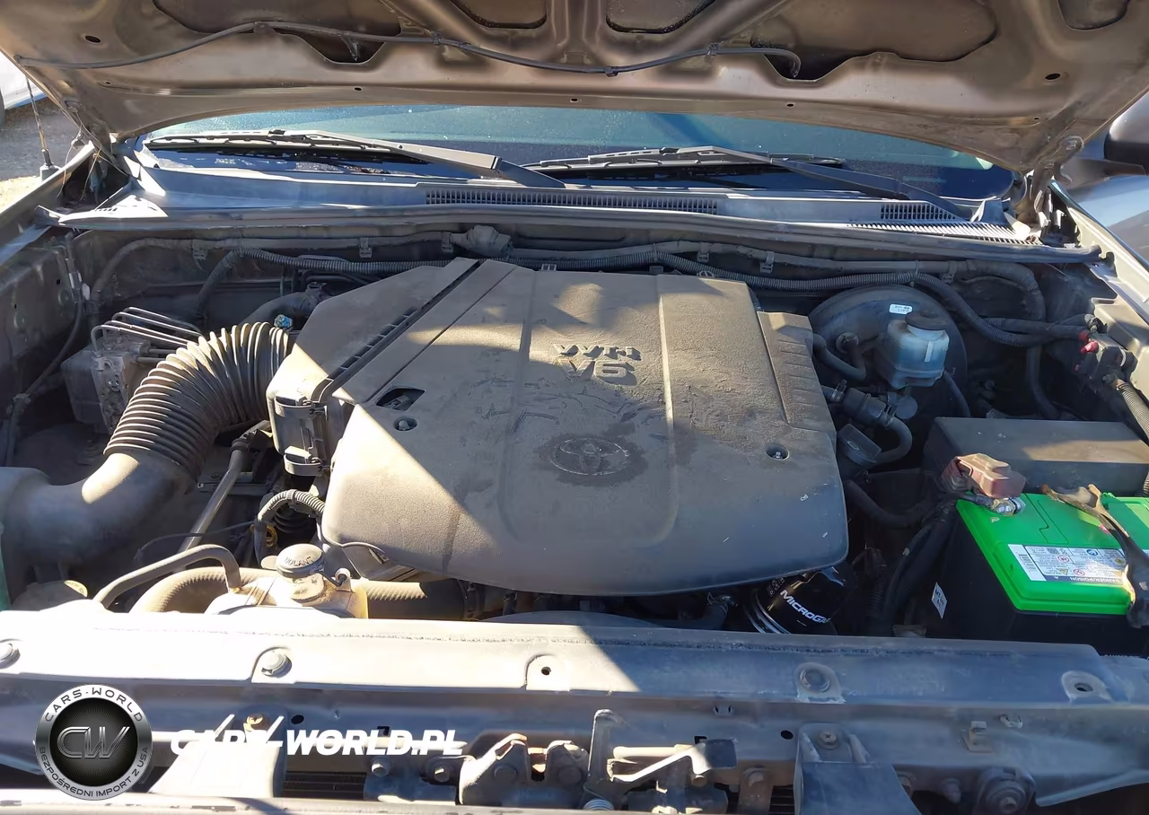2011 Toyota Tacoma Prerunner V6 VIN:5TFTU4GNXBX009390 - 10