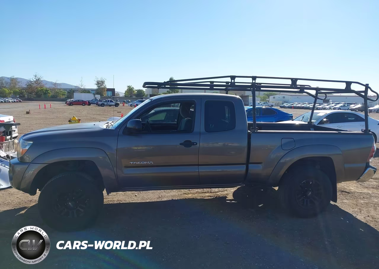 2011 Toyota Tacoma Prerunner V6 VIN:5TFTU4GNXBX009390 - 14