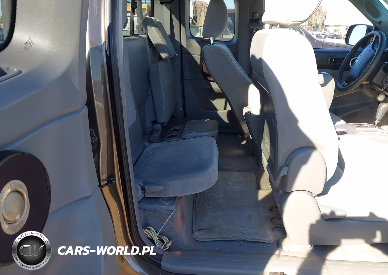 2011 Toyota Tacoma Prerunner V6 VIN:5TFTU4GNXBX009390 - 8
