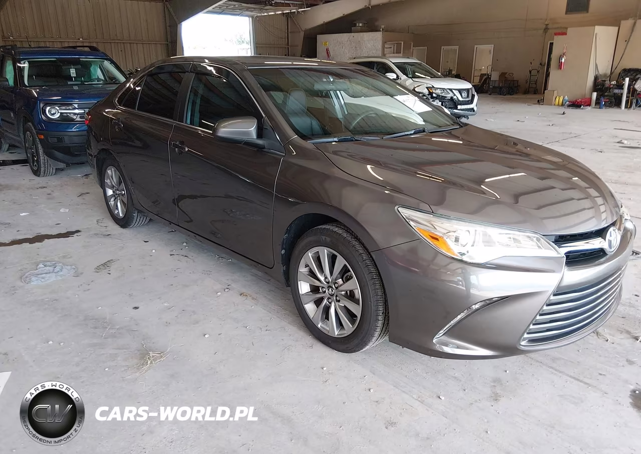 2016 Toyota Camry Xle