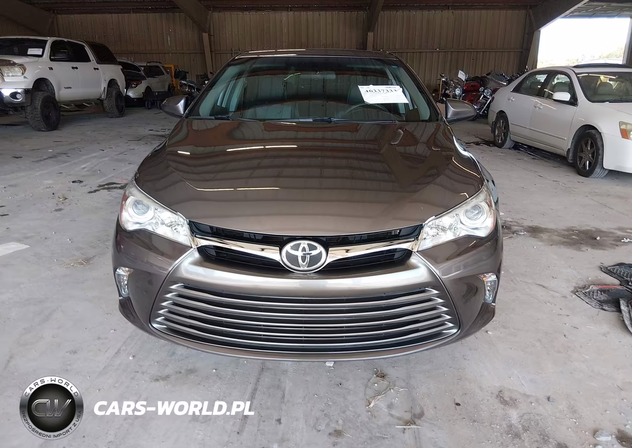 2016 Toyota Camry Xle VIN:4T1BF1FK3GU608440 - 13
