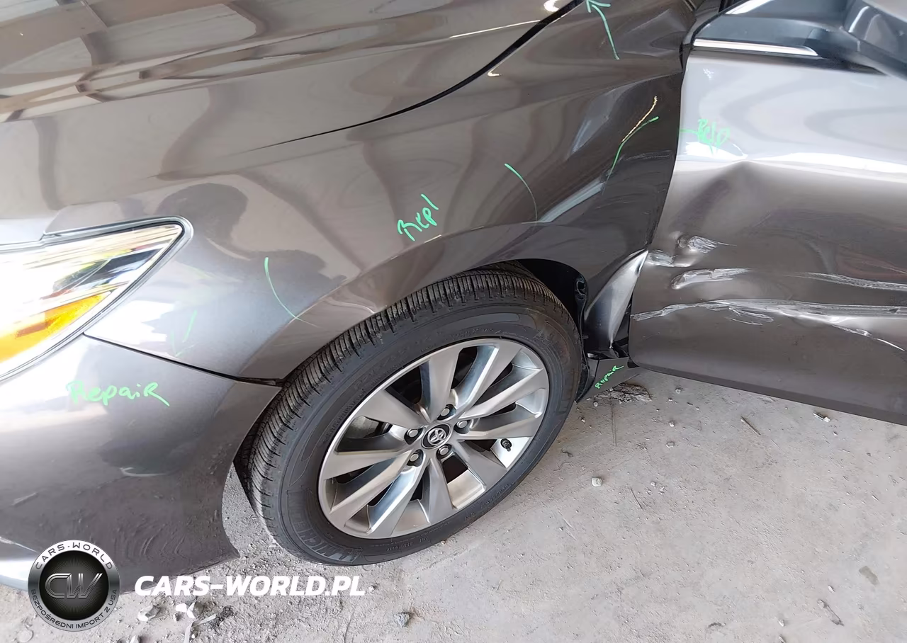 2016 Toyota Camry Xle VIN:4T1BF1FK3GU608440 - 6