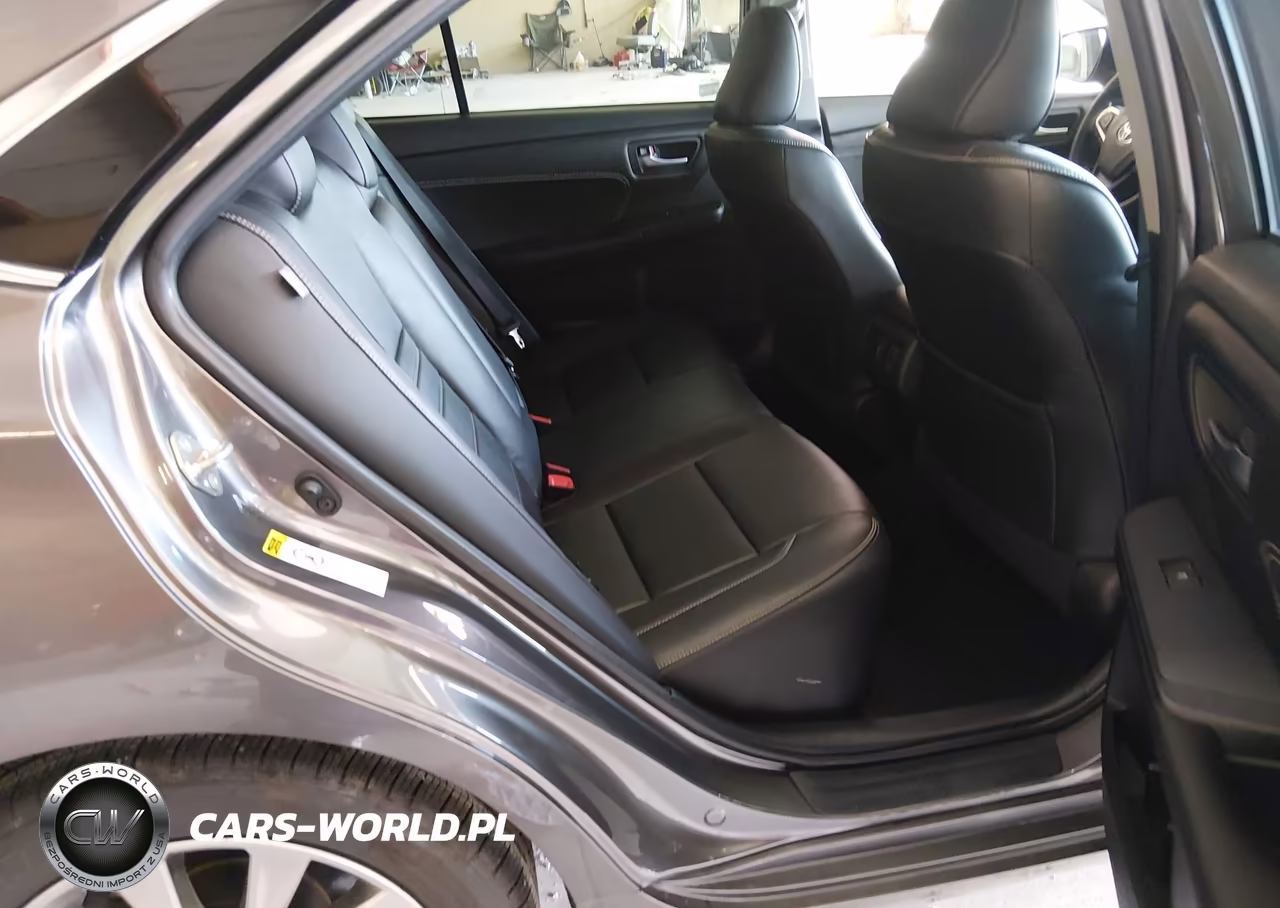 2016 Toyota Camry Xle VIN:4T1BF1FK3GU608440 - 8