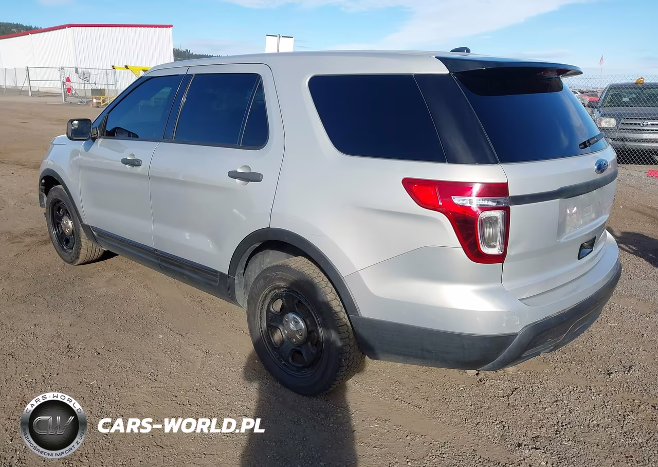 2015 Ford Utility Police Interceptor VIN:1FM5K8AR6FGA35553 - 3