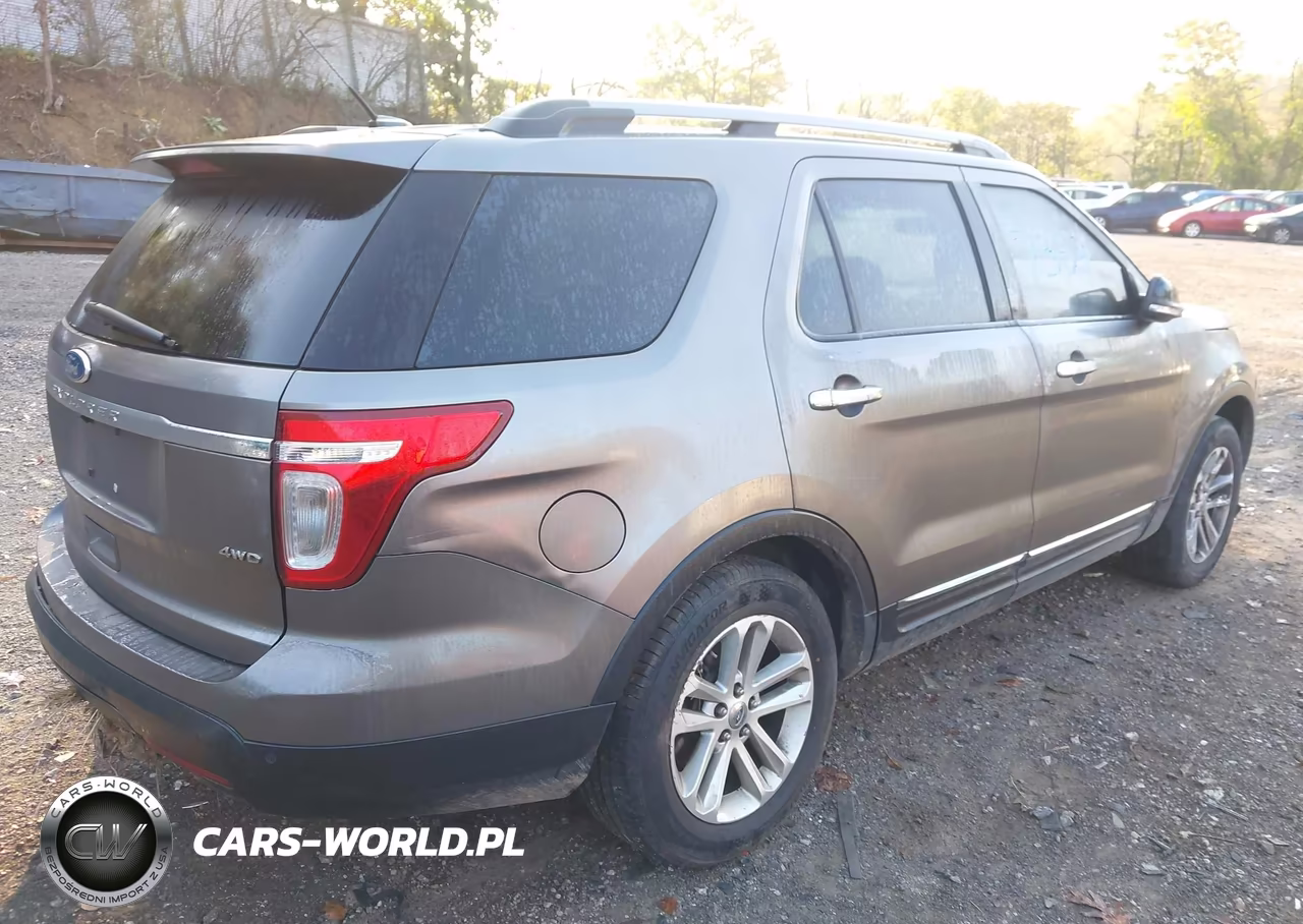 2011 Ford Explorer Xlt VIN:1FMHK8D83BGA89628 - 4