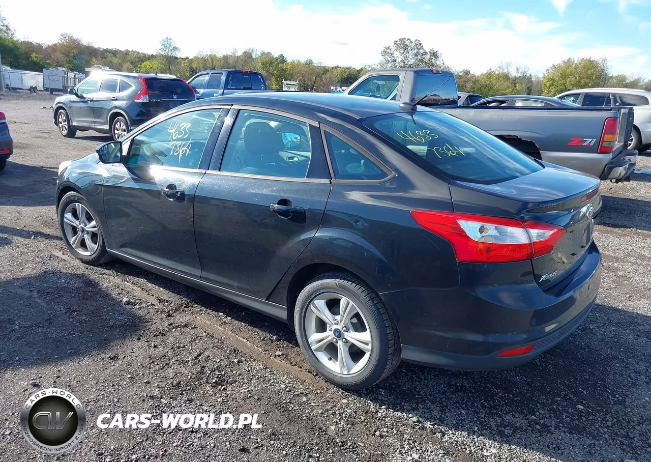 2013 Ford Focus Se VIN:1FADP3F28DL338098 - 3