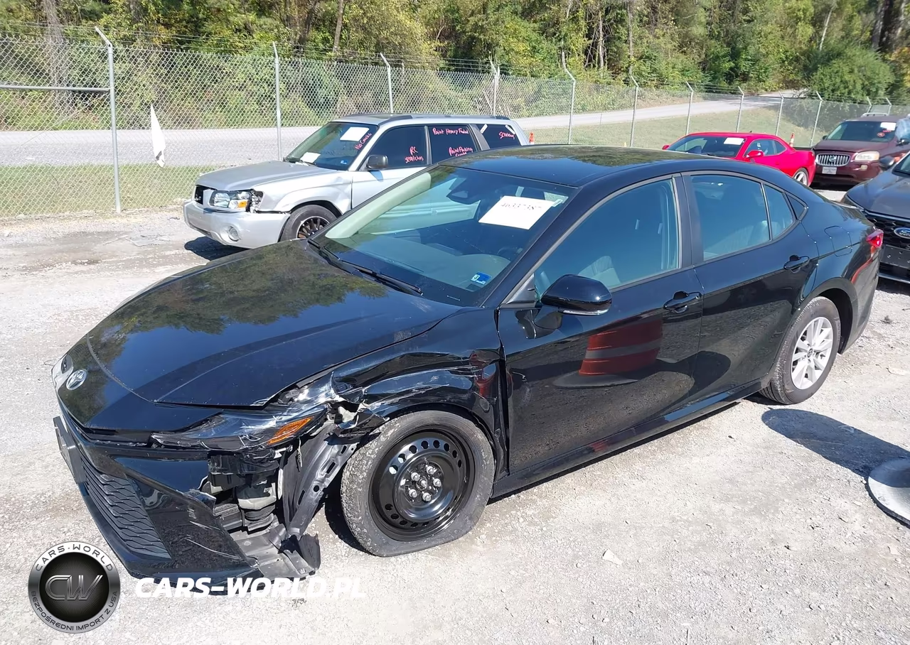 2026 Toyota Camry Le VIN:4T1DAACK2TU280014 - 2