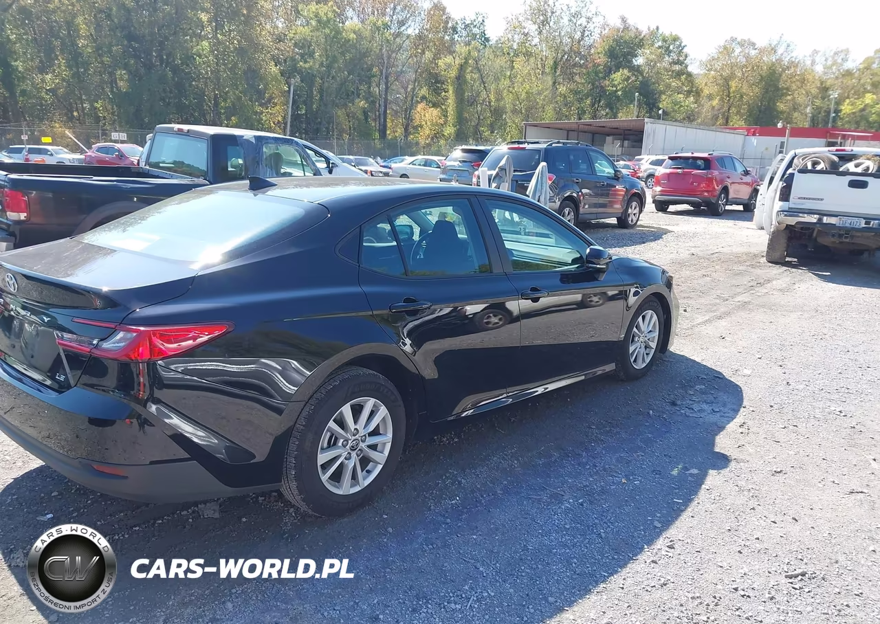 2026 Toyota Camry Le VIN:4T1DAACK2TU280014 - 4