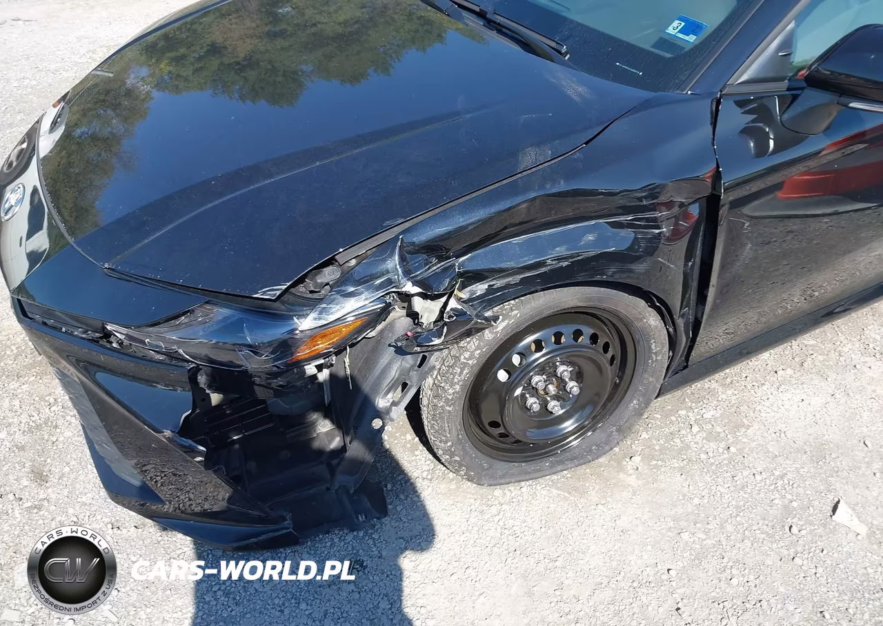 2026 Toyota Camry Le VIN:4T1DAACK2TU280014 - 6