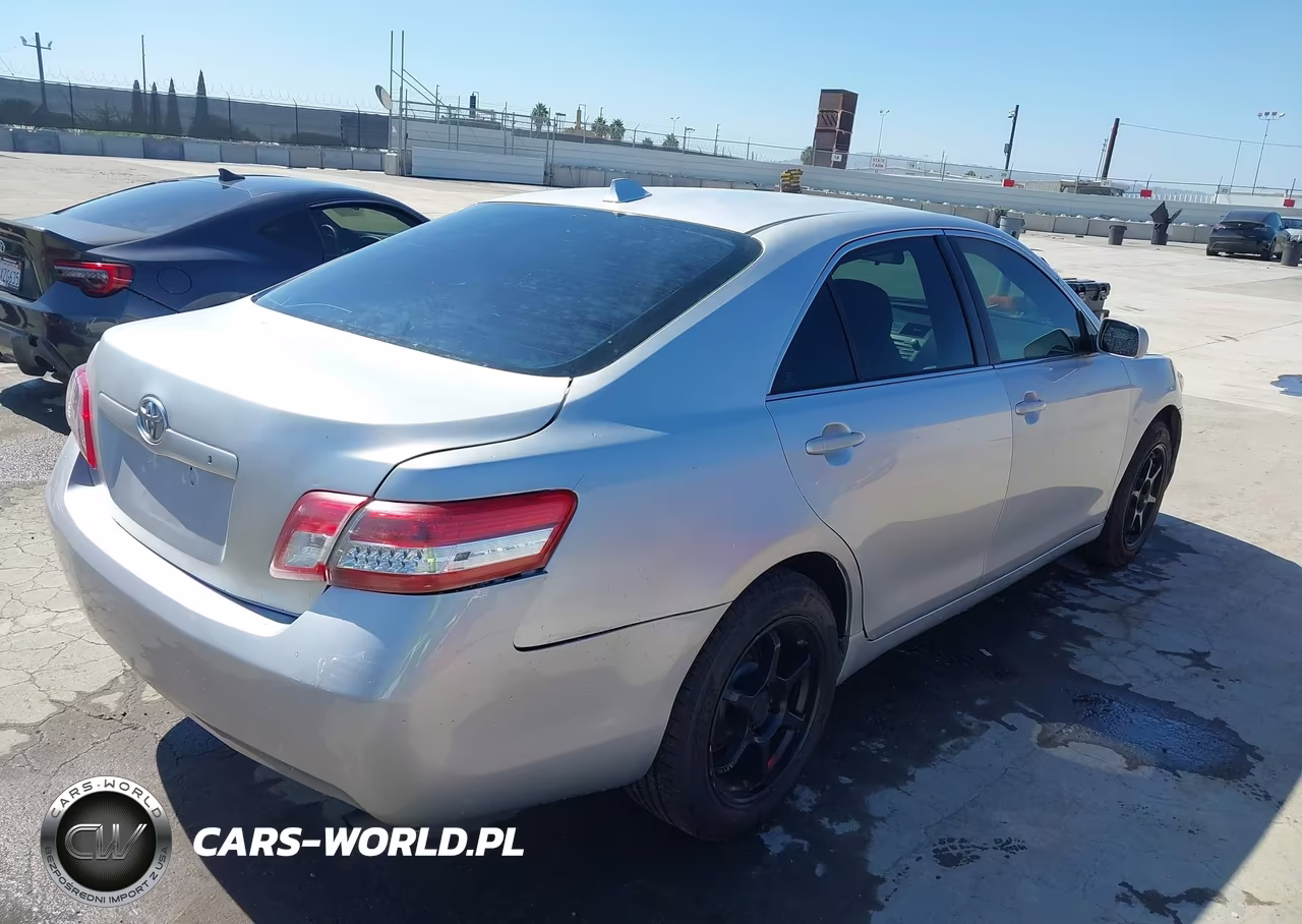 2011 Toyota Camry Le VIN:4T4BF3EK3BR202637 - 4