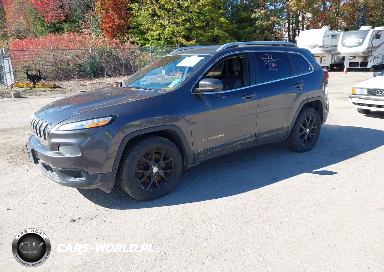 2015 Jeep Cherokee Latitude VIN:1C4PJMCS5FW792846 - 2