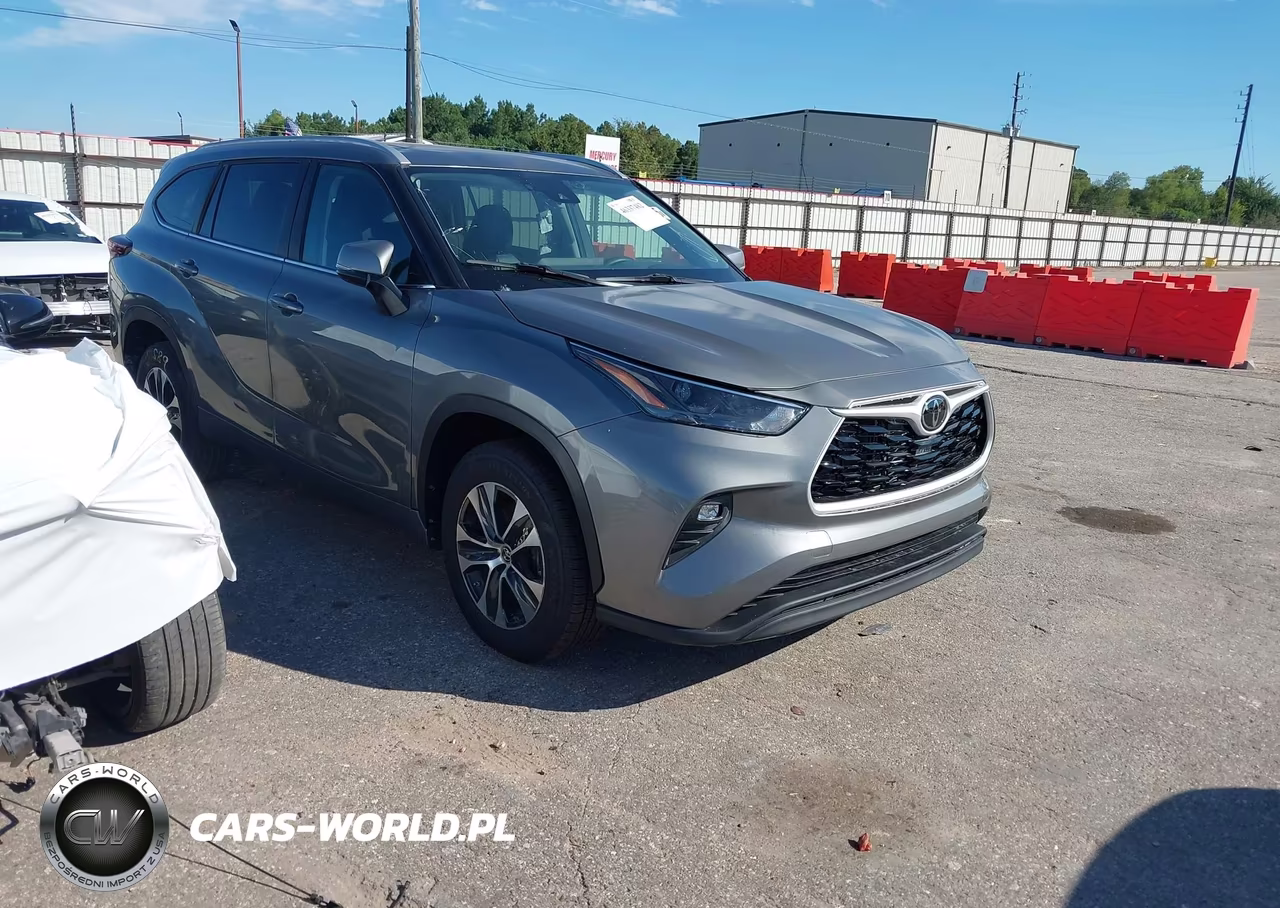 2026 Toyota Highlander Xle