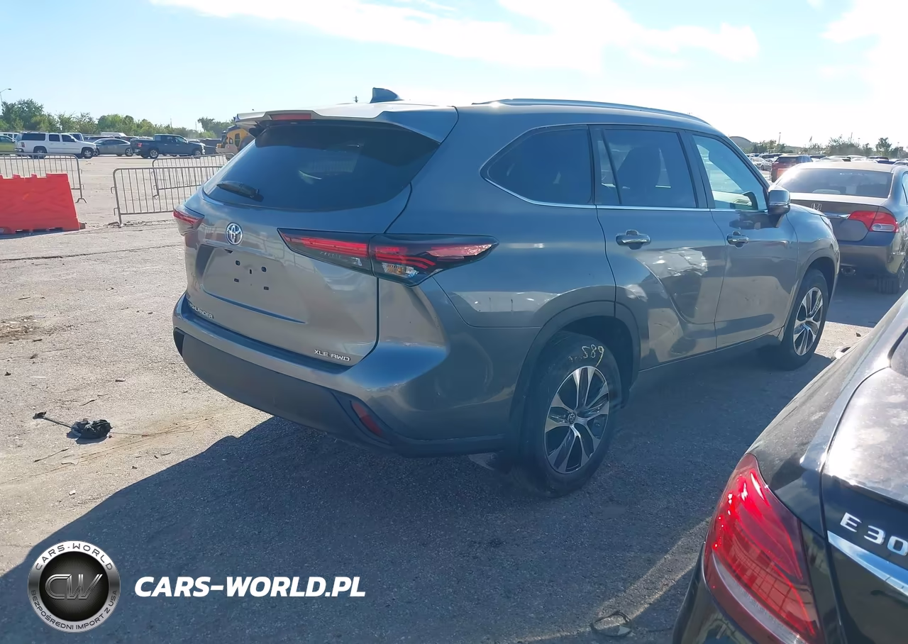 2026 Toyota Highlander Xle VIN:5TDKDRBH6TS598522 - 4