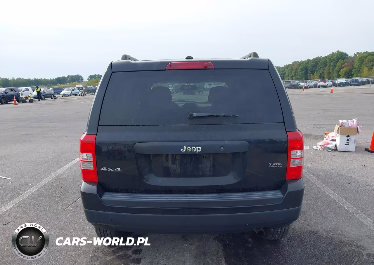 2017 Jeep Patriot Sport 4X4 VIN:1C4NJRBB2HD164974 - 16