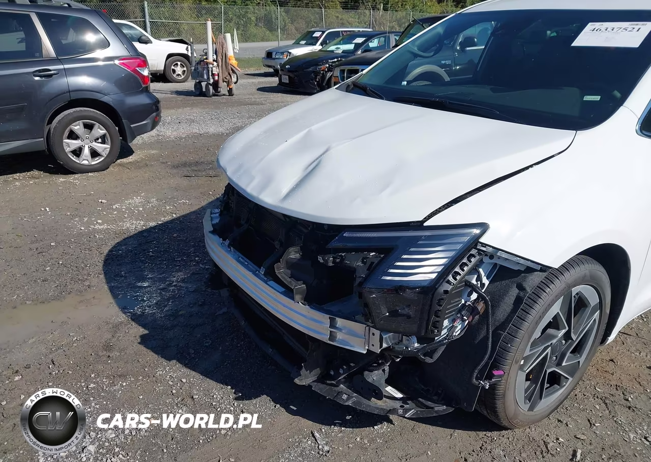 2027 Chrysler Pacifica VIN:2C4RC1GG1VR586485 - 6
