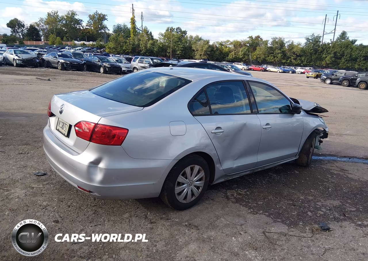 2014 Volkswagen Jetta 2.0L S VIN:3VW2K7AJ5EM430742 - 4