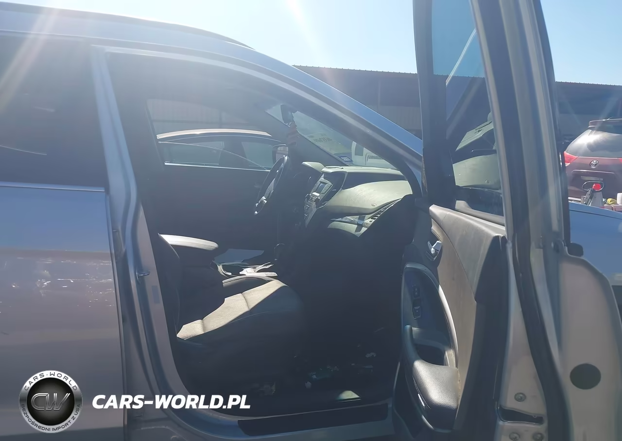 2014 Hyundai Santa Fe Sport 2.4L VIN:5XYZU3LB6EG125970 - 5