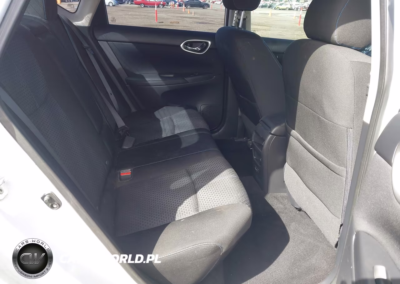 2018 Nissan Sentra Sr VIN:3N1AB7AP3JY285273 - 8