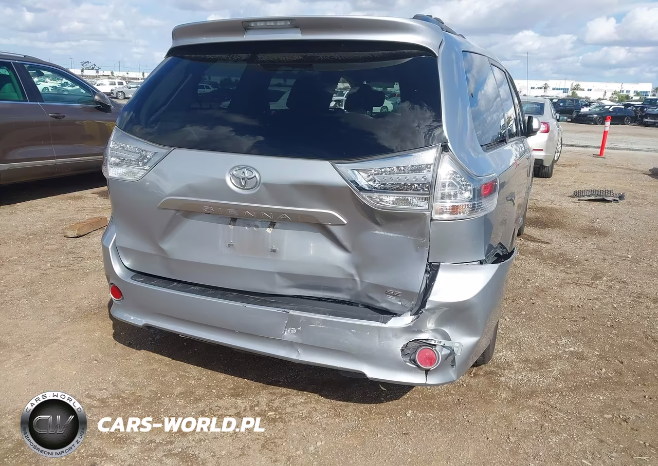 2011 Toyota Sienna Se VIN:5TDXK3DC3BS157505 - 6
