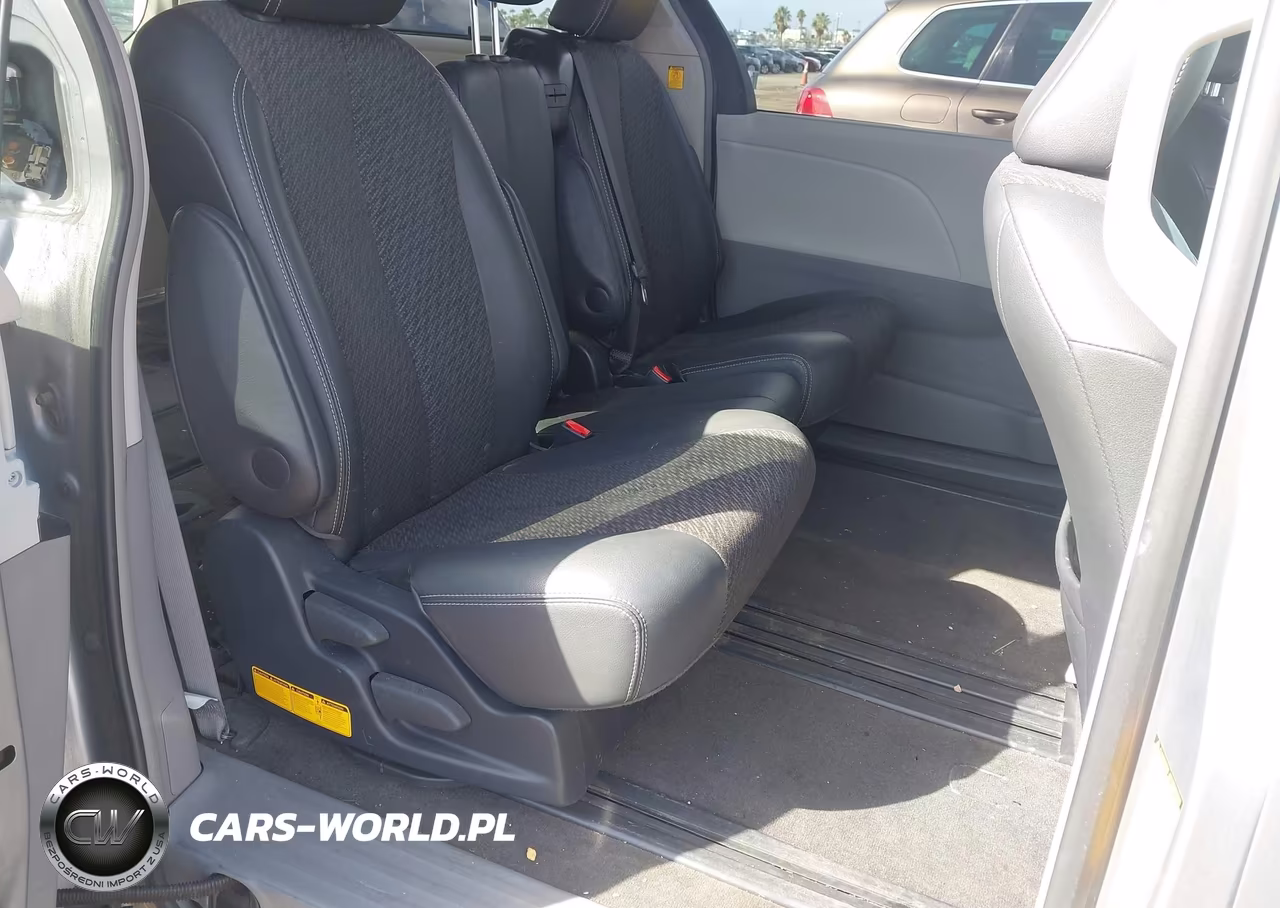 2011 Toyota Sienna Se VIN:5TDXK3DC3BS157505 - 8