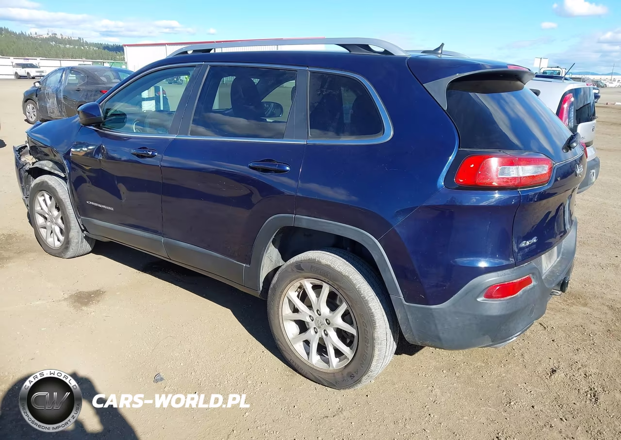 2015 Jeep Cherokee Latitude VIN:1C4PJMCS2FW515099 - 3