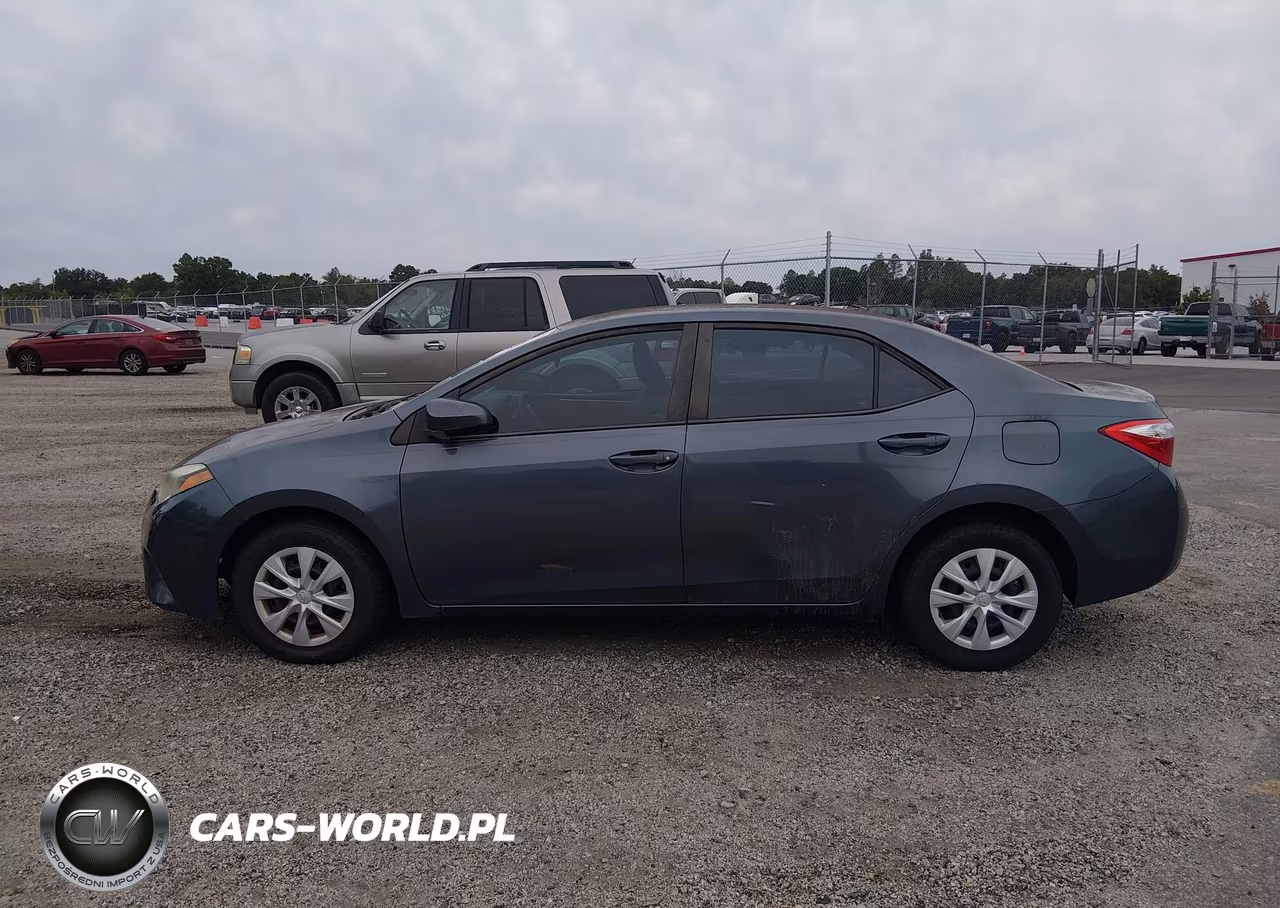 2016 Toyota Corolla L VIN:5YFBURHE7GP498103 - 14