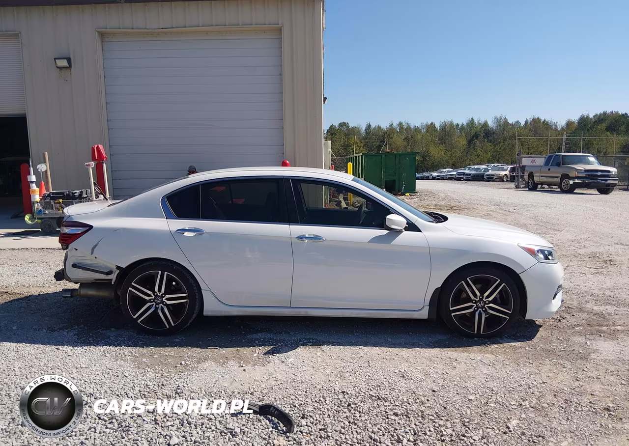 2017 Honda Accord Sport Se VIN:1HGCR2F17HA261387 - 13