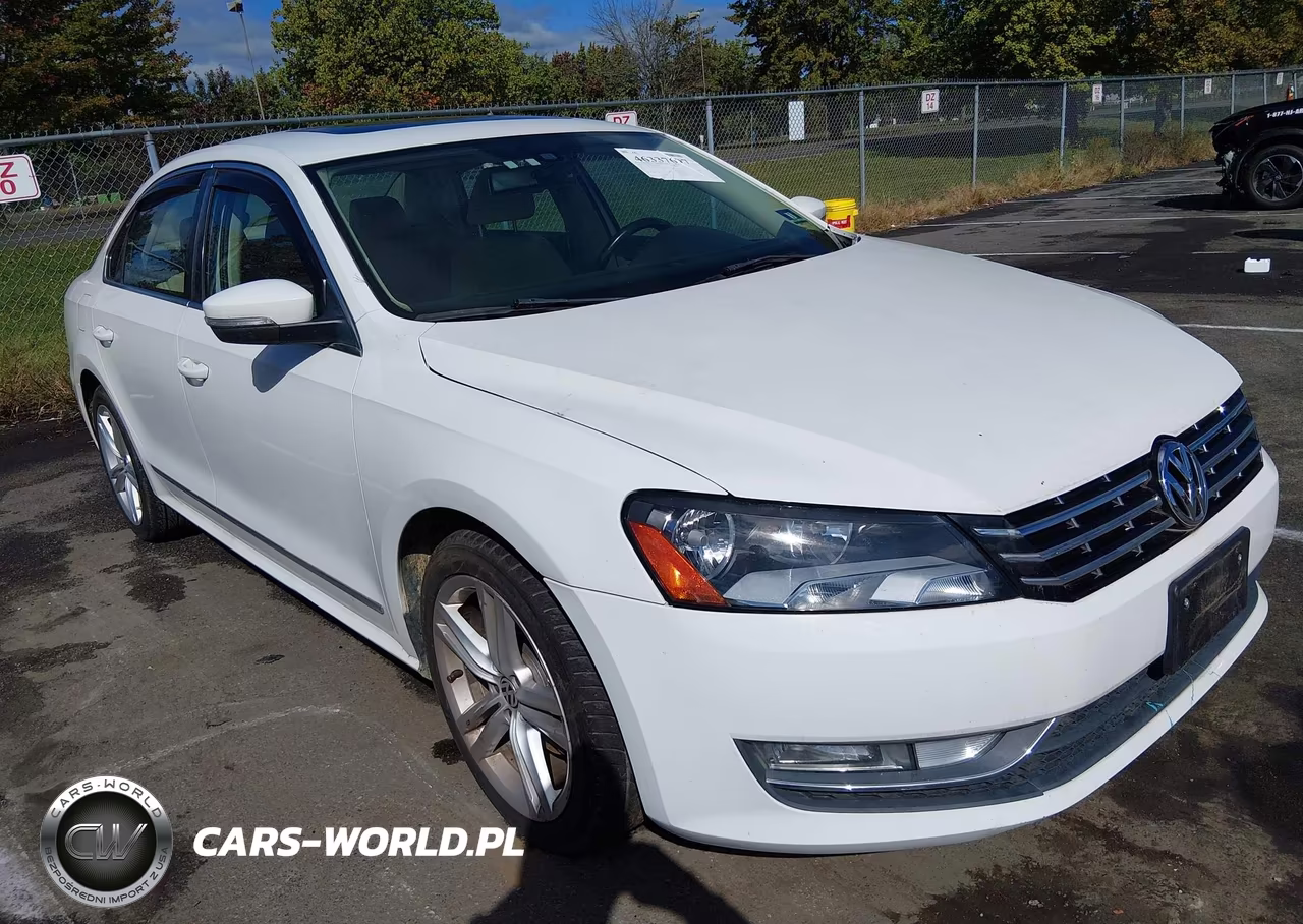 2013 Volkswagen Passat Sel