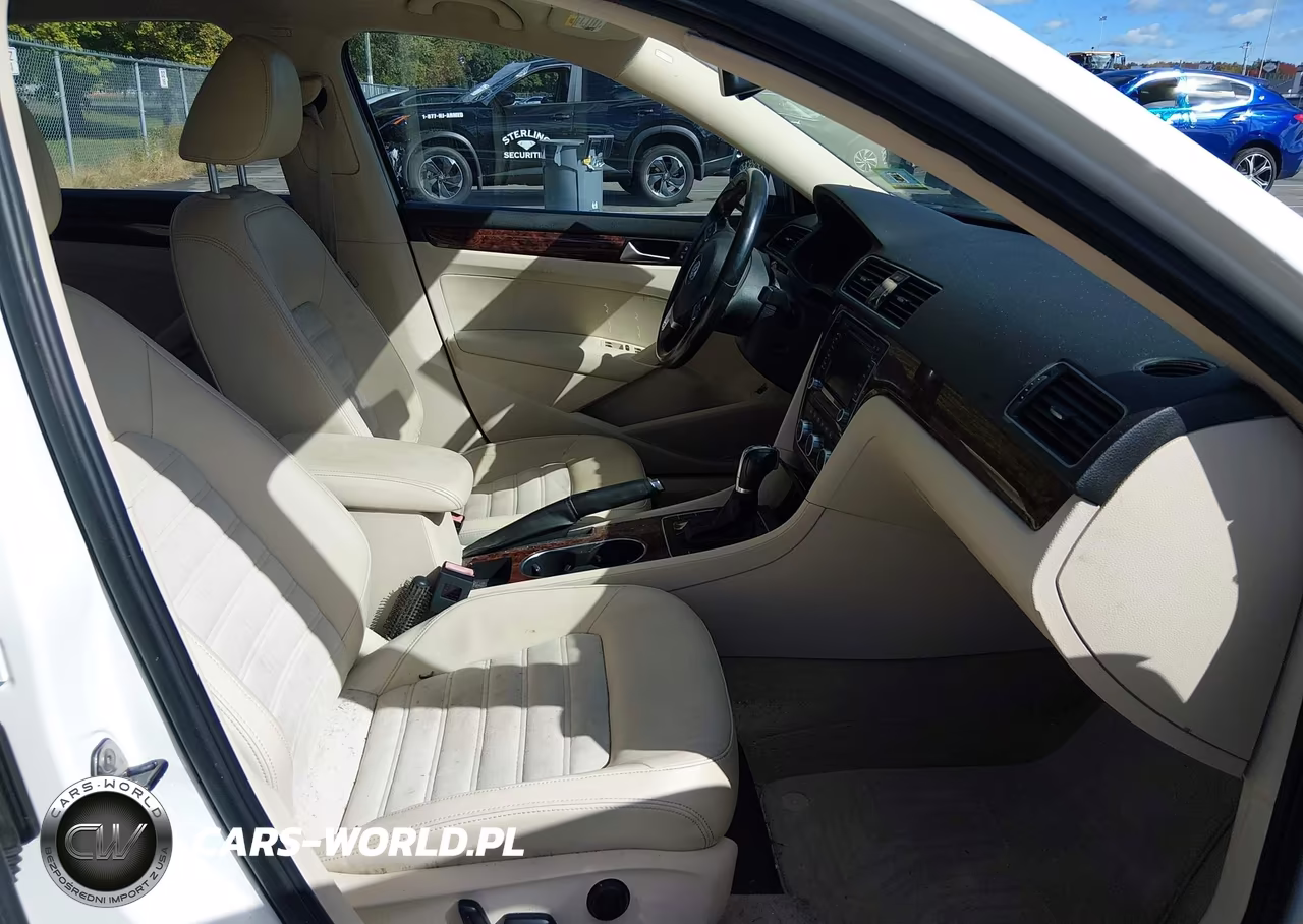 2013 Volkswagen Passat Sel VIN:1VWCN7A3XDC059543 - 5