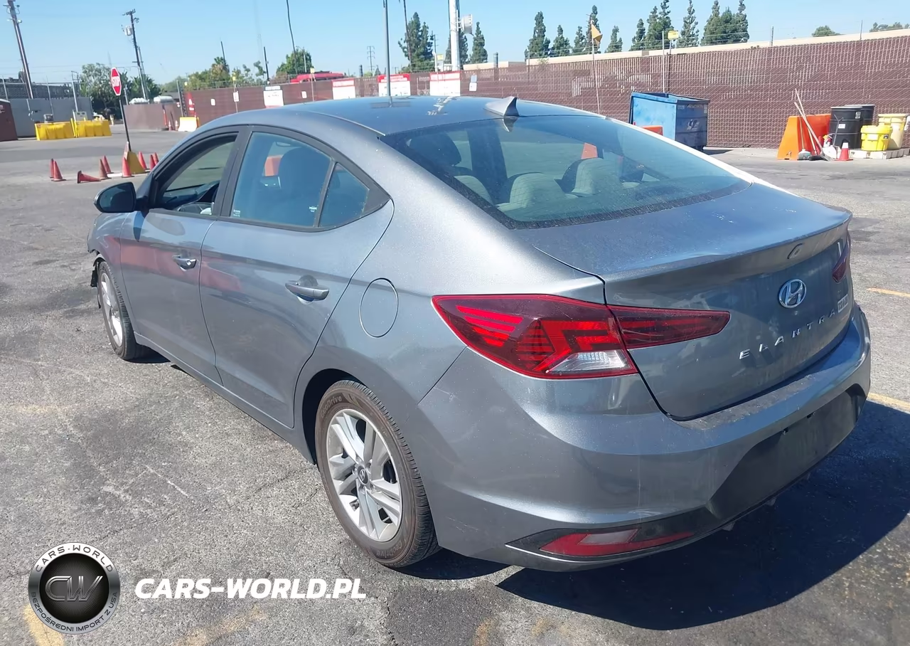 2019 Hyundai Elantra Sel VIN:KMHD84LFXKU736582 - 3