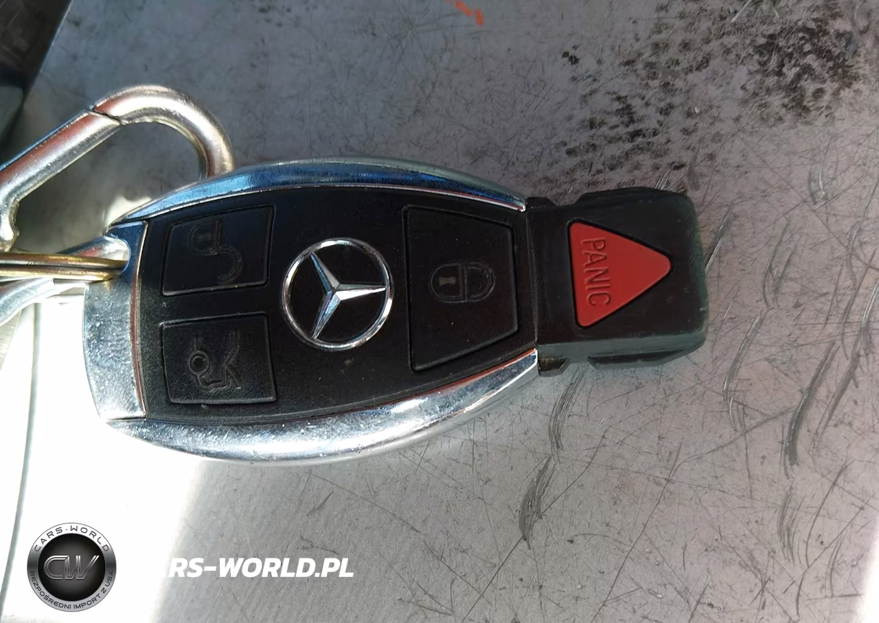 2012 Mercedes-Benz C 250 Sport VIN:WDDGF4HB9CR222939 - 11