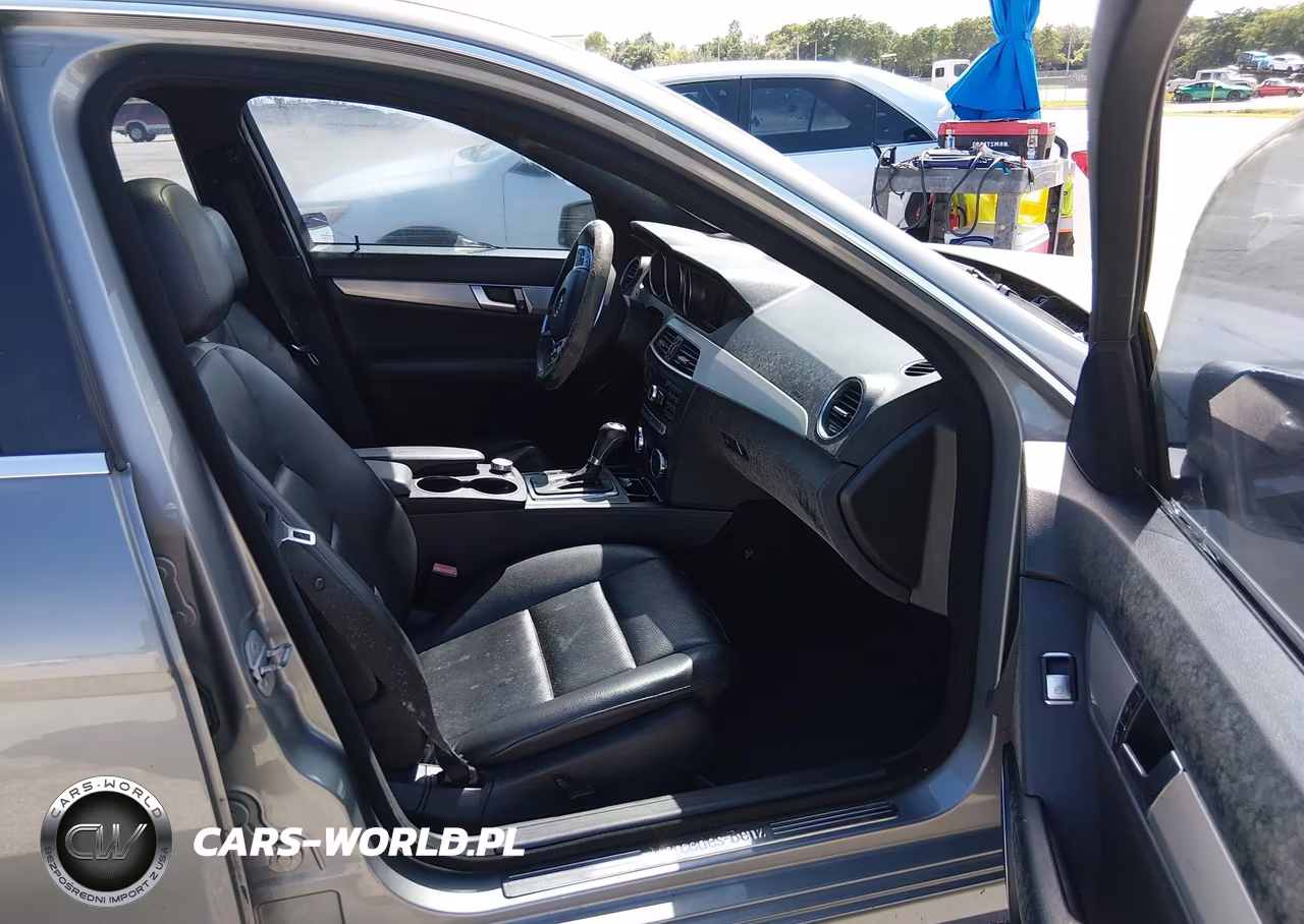 2012 Mercedes-Benz C 250 Sport VIN:WDDGF4HB9CR222939 - 5