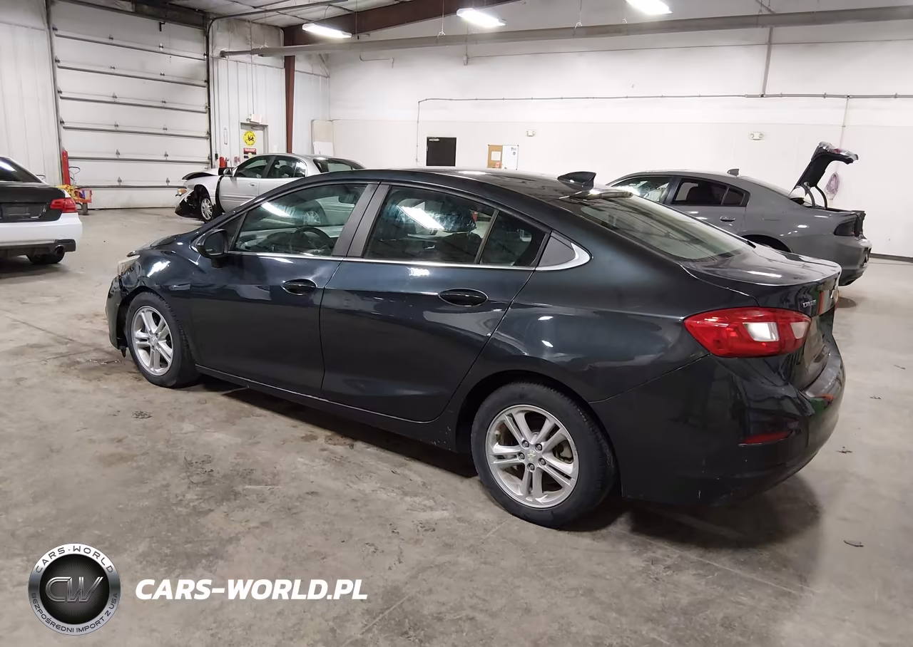 2017 Chevrolet Cruze Lt Auto VIN:1G1BE5SMXH7174242 - 3