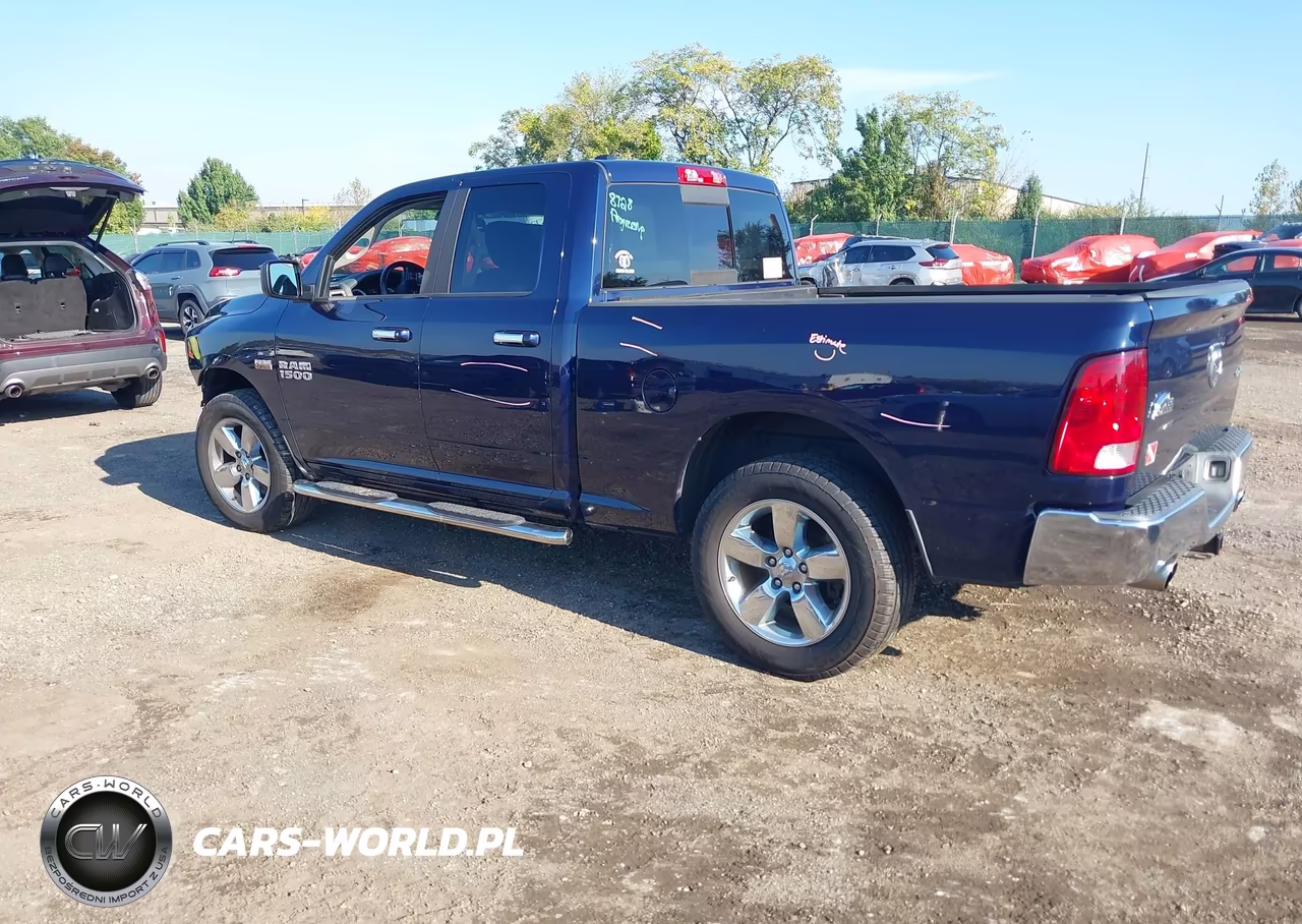 2015 Ram 1500 Big Horn VIN:1C6RR7GT5FS772049 - 3