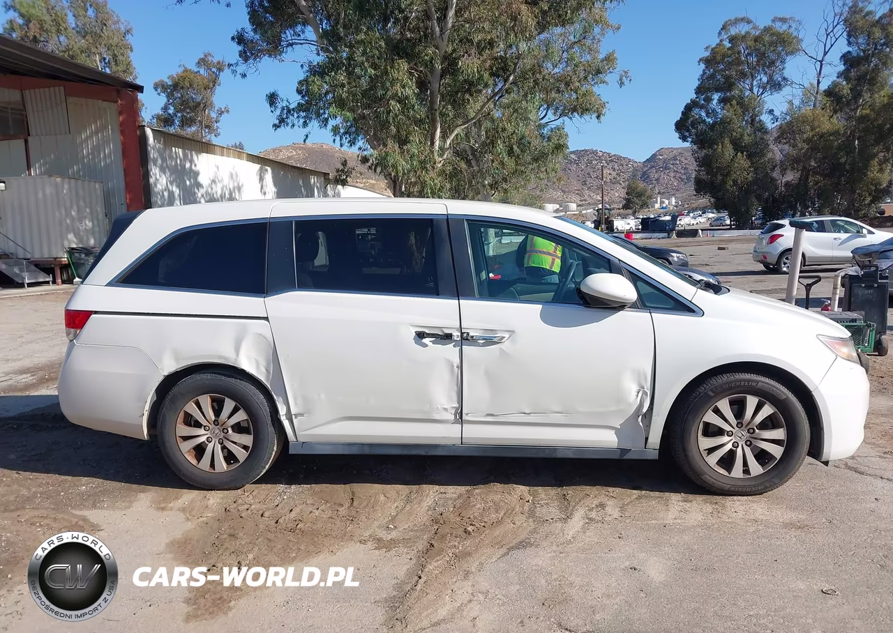 2015 Honda Odyssey Ex VIN:5FNRL5H45FB047800 - 13