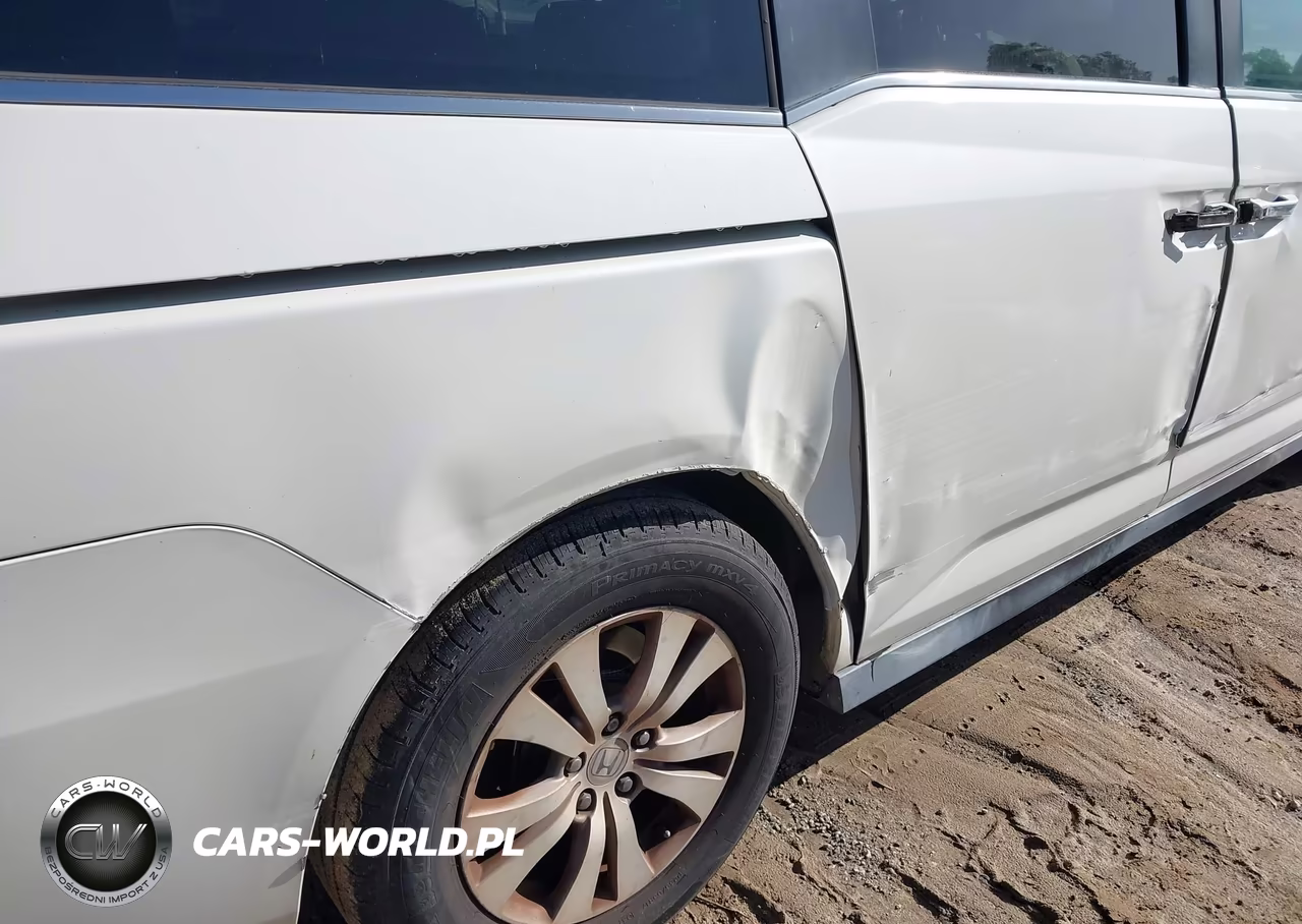 2015 Honda Odyssey Ex VIN:5FNRL5H45FB047800 - 17
