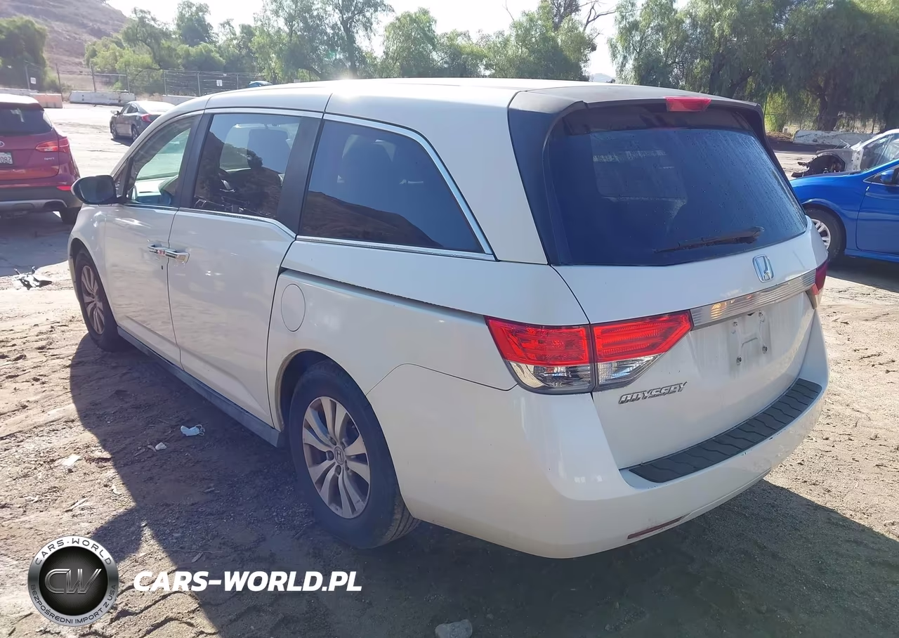 2015 Honda Odyssey Ex VIN:5FNRL5H45FB047800 - 3
