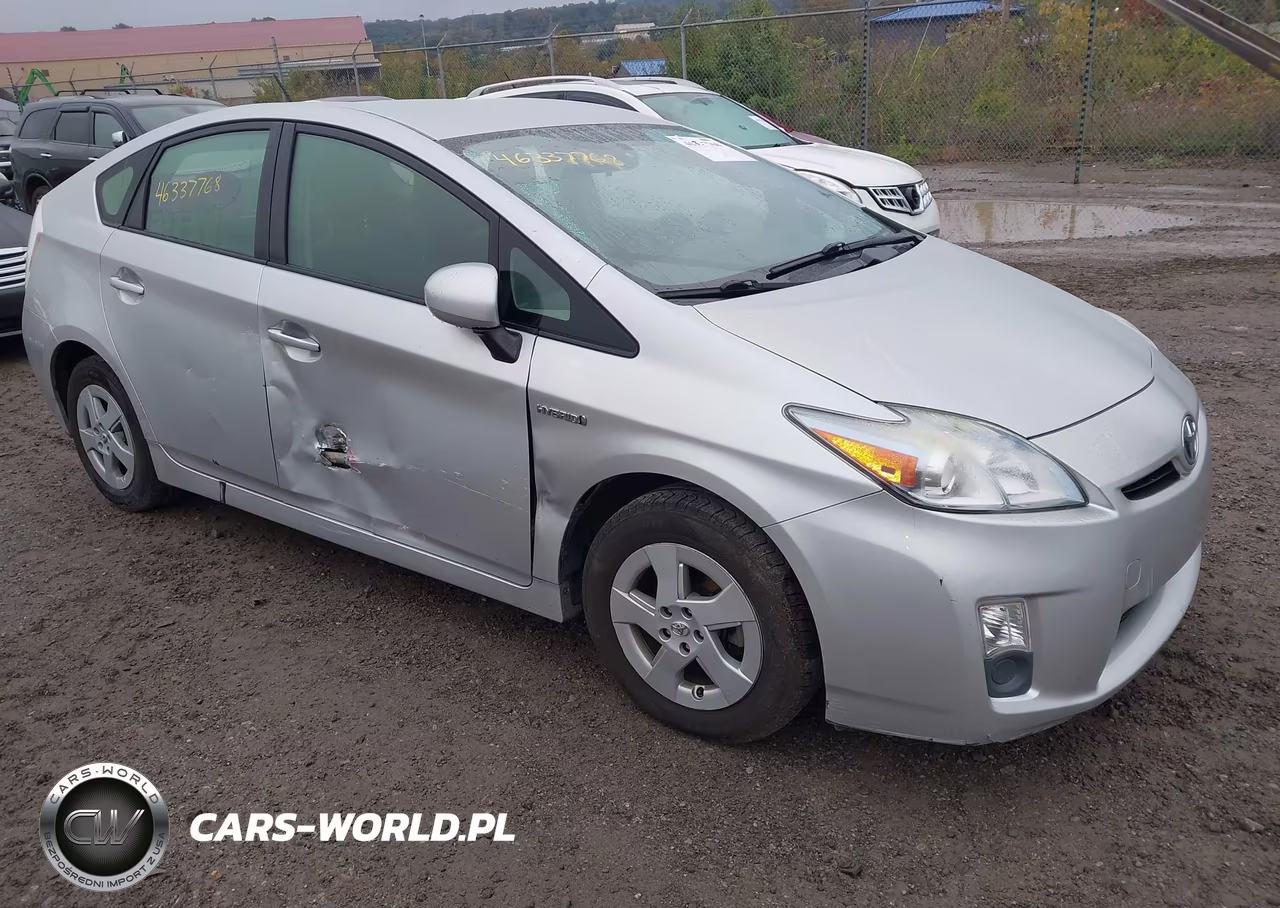 2011 Toyota Prius Three