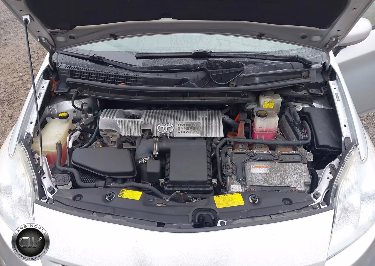2011 Toyota Prius Three VIN:JTDKN3DUXB1412335 - 10