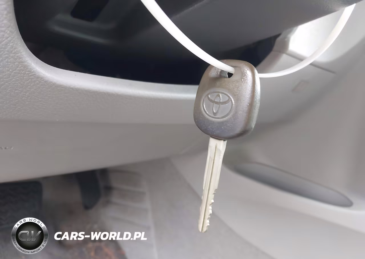 2011 Toyota Camry VIN:4T4BF3EK0BR131140 - 11
