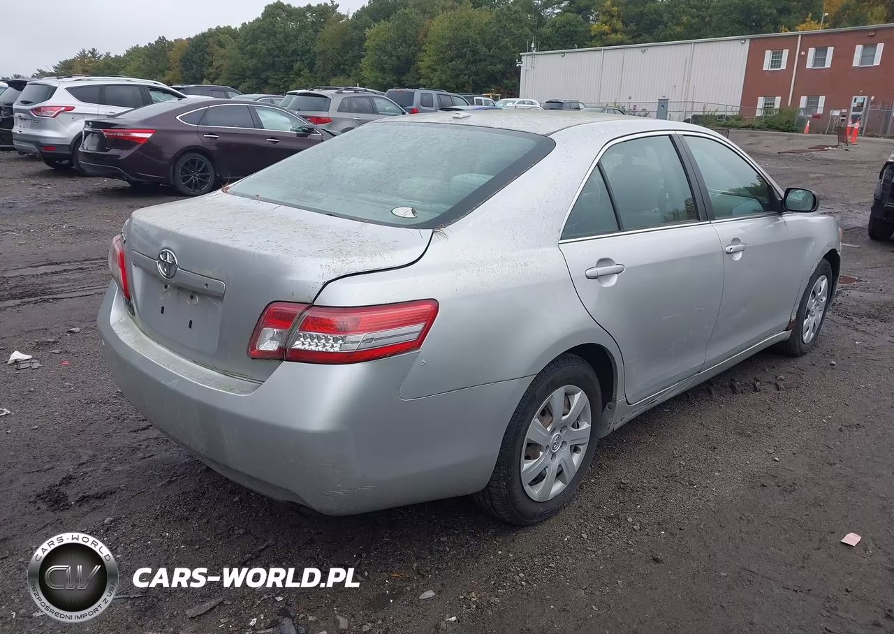 2011 Toyota Camry VIN:4T4BF3EK0BR131140 - 4