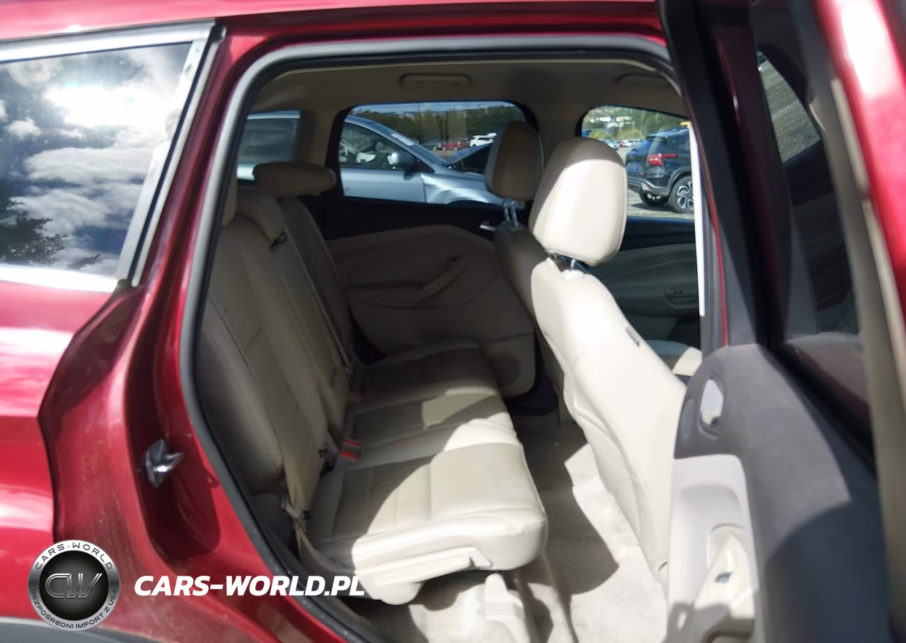 2015 Ford Escape Titanium VIN:1FMCU9J95FUB48208 - 8