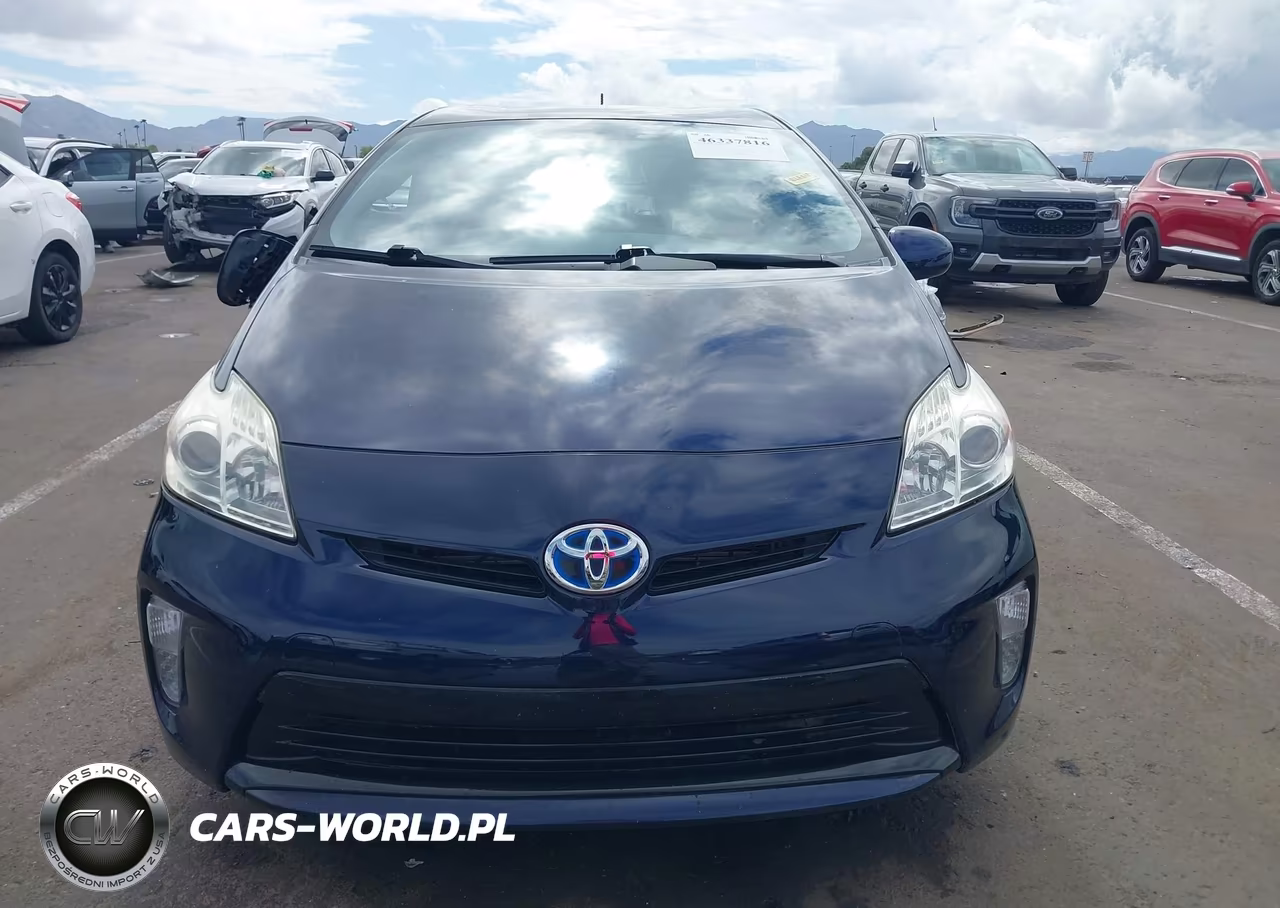 2014 Toyota Prius Two VIN:JTDKN3DU4E0366222 - 12