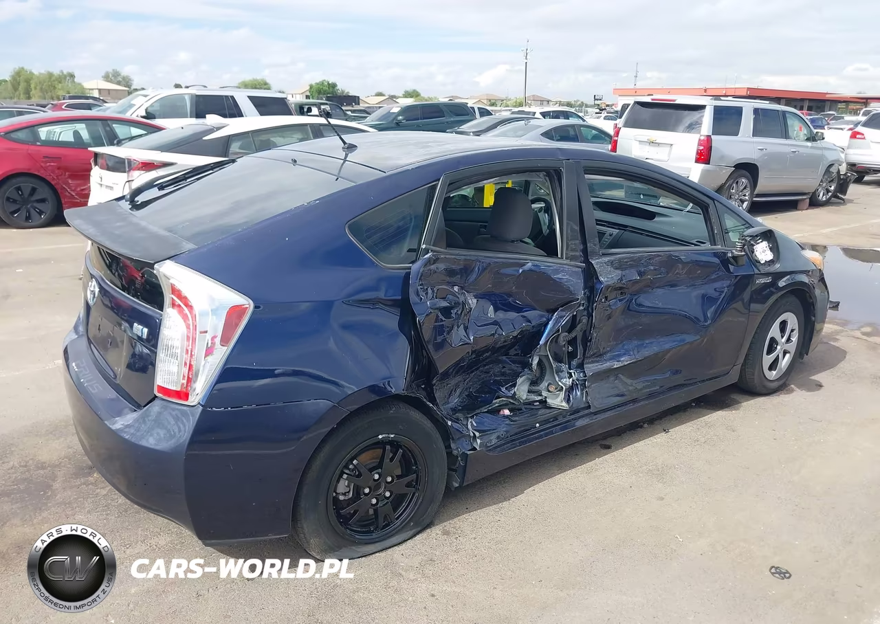 2014 Toyota Prius Two VIN:JTDKN3DU4E0366222 - 6