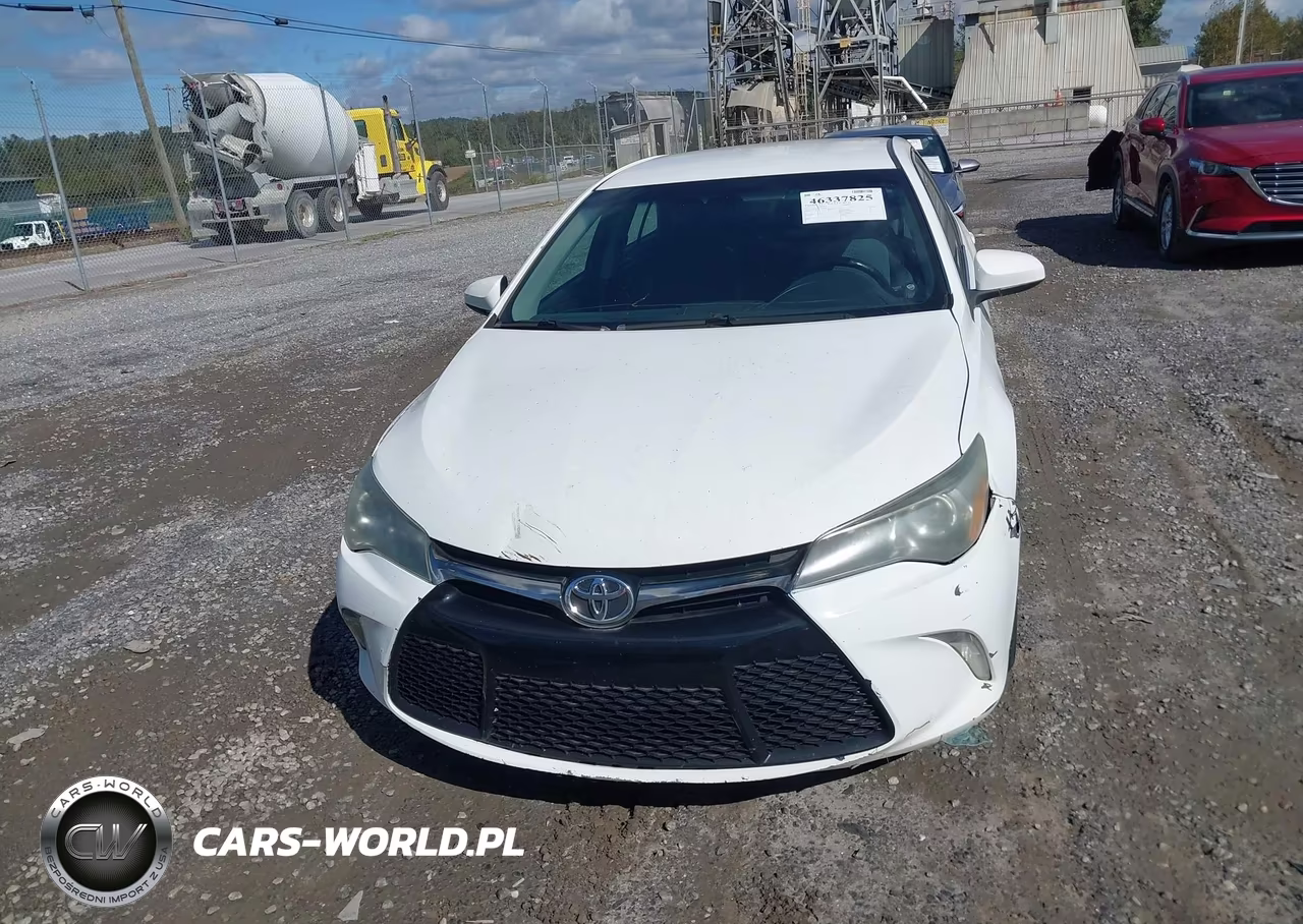 2015 Toyota Camry Se VIN:4T1BF1FK8FU114878 - 12
