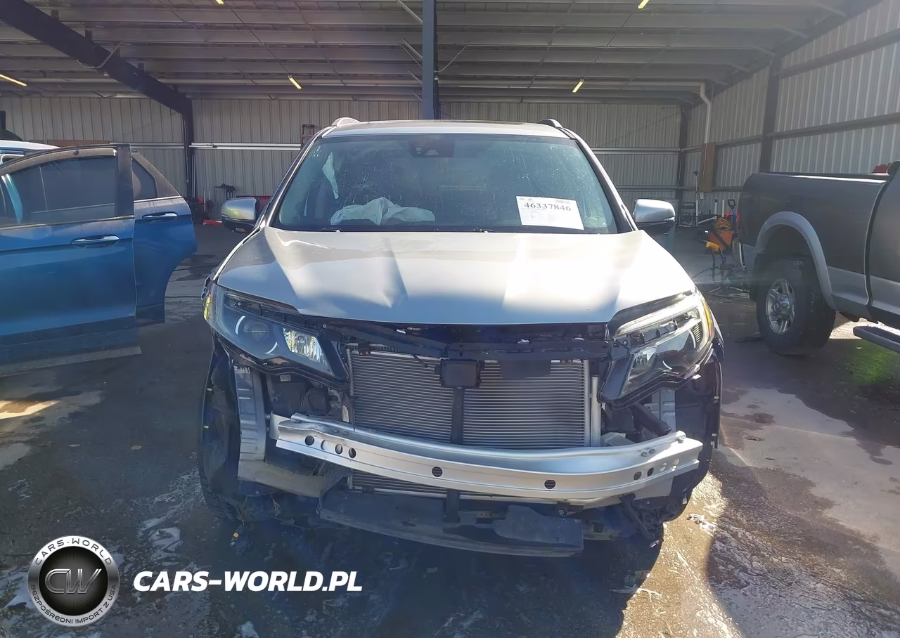 2017 Honda Pilot Elite VIN:5FNYF6H08HB082095 - 12