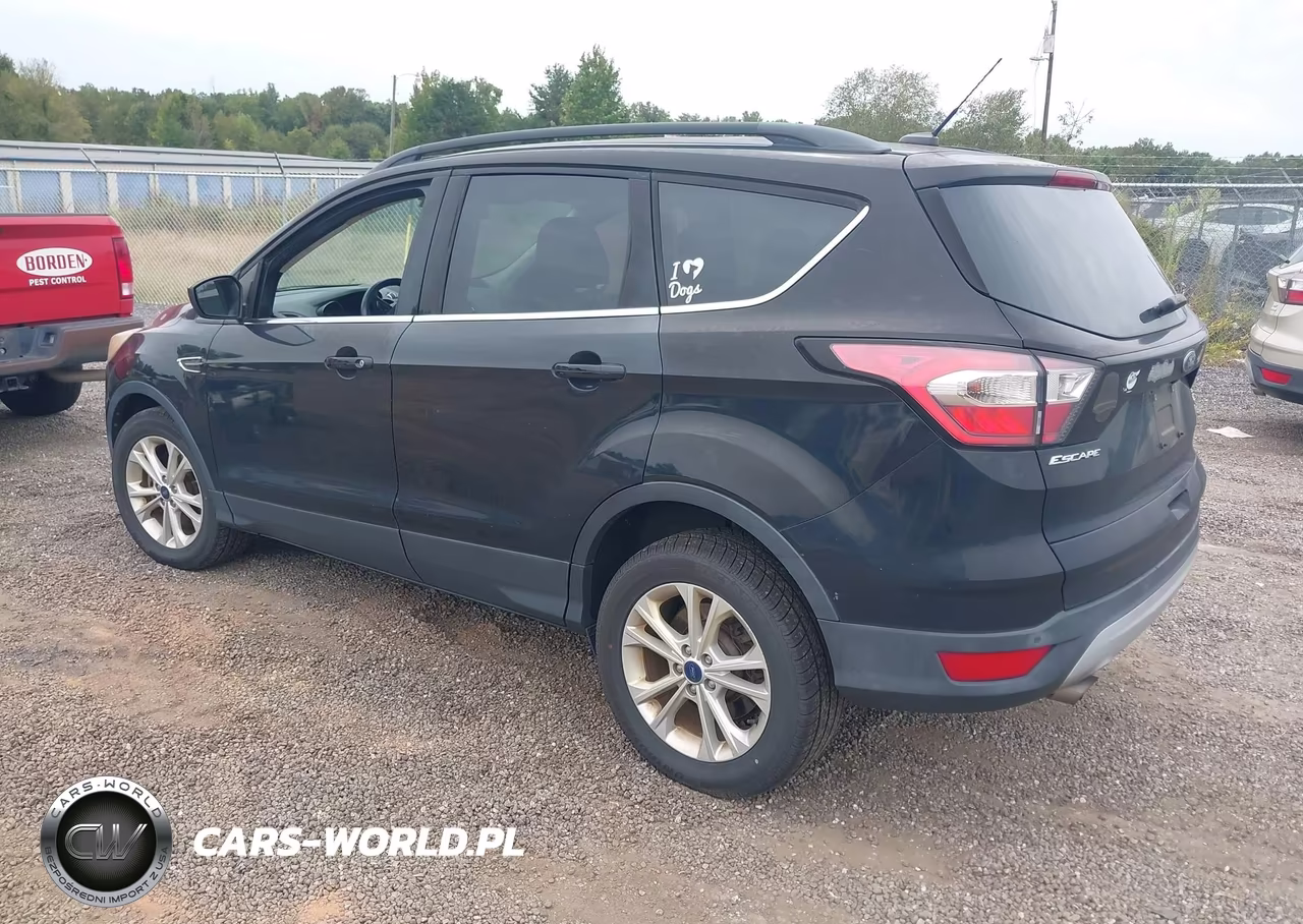 2017 Ford Escape Se VIN:1FMCU9GD3HUB64261 - 3
